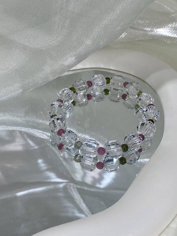 hc-0139-c65bdf63be321e60d1b394e3532b5967.jpg Clear Quartz Sugar-Cube Bracelet NO. 0139