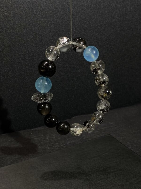 hc-0177-ca9b45b738938bf9556f9fb2cf81b951.jpg Aquamarine Double-Point Bracelet NO. 0177
