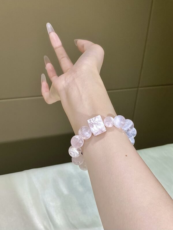 hc-0184-5e1f0badfdecfd80faedcf831e5eb341.jpg Phantom Quartz Bracelet NO. 0184