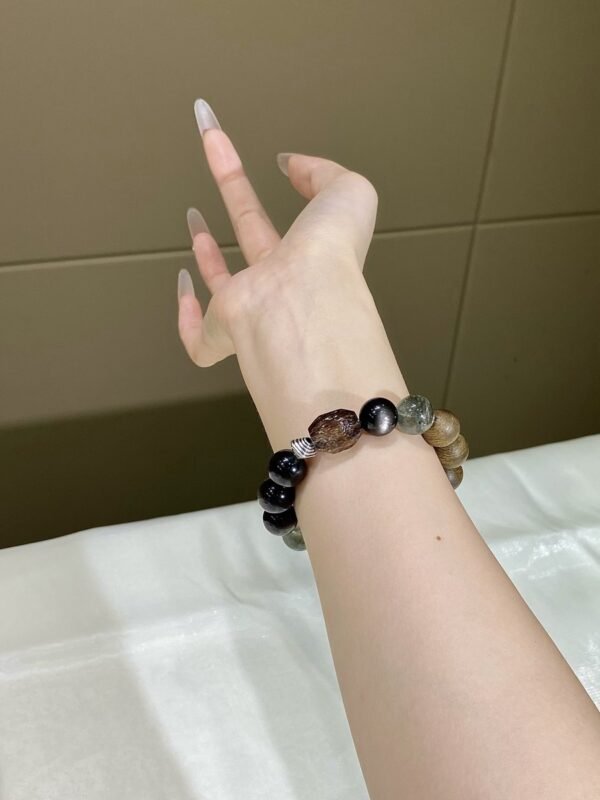 hc-0187-b404d3b5d99c747d096e24529ce16a64.jpg Phantom Quartz Bracelet NO. 0187
