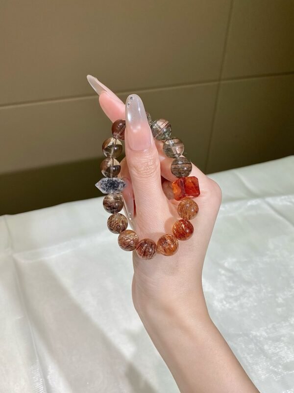 hc-0204-552c2990d67a38f8417a28c8dc783af3.jpg Phantom Quartz Sugar-Cube Bracelet NO. 0204