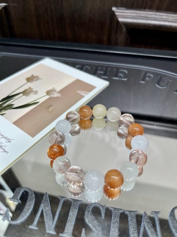 hc-0223-005f801fd913522ea8ae7d49281751ed.jpg Fairy-Hair Quartz Bracelet NO. 0223
