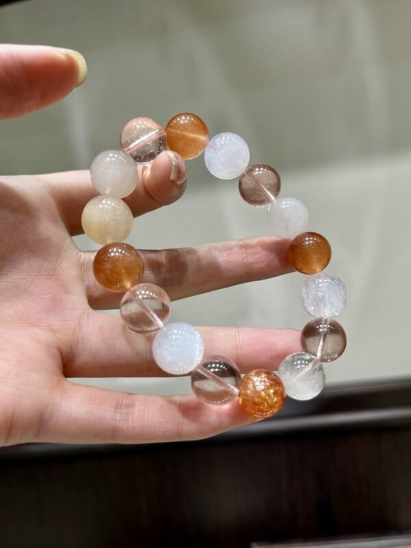hc-0223-1e2b436d749f4ef2664bac1743f3f339.jpg Fairy-Hair Quartz Bracelet NO. 0223