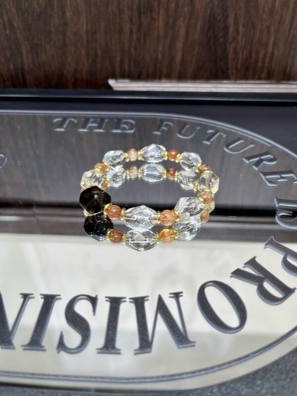 hc-0241-2c13c0715f5d71cc8afbcbb7615c4438.jpg Smoky Quartz Bracelet NO. 0241