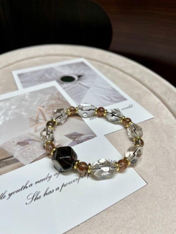 hc-0241-9793f60a87b3375e62db3b78b0b2d559.jpg Smoky Quartz Bracelet NO. 0241