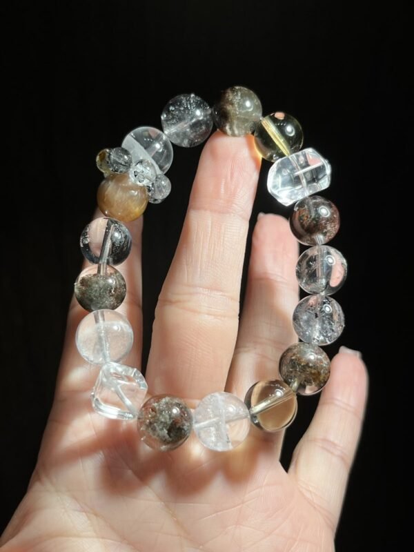 hc-0289-29c5bba4fb9464d93c49bf16d42da28a.jpg Phantom Quartz Bracelet NO. 0289