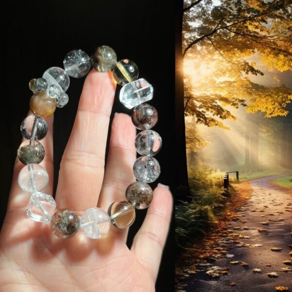 hc-0289-b54b1d748beb7d53165d6b3c6f16a175.jpg Phantom Quartz Bracelet NO. 0289