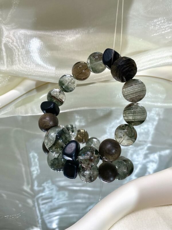 hc-0295-18d85c71cd190667b2c32e7da6c262bd.jpg Phantom Quartz Bracelet NO. 0295