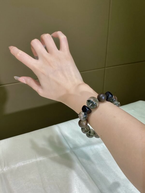 hc-0295-9c2725ed5c61a5a2dd1533c92ca87488.jpg Phantom Quartz Bracelet NO. 0295
