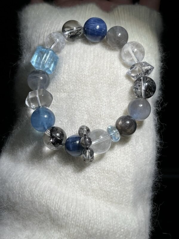 hc-0298-279df17615de1a6c282768acb07064a4.jpg Moonstone Double-Point Bracelet NO. 0298