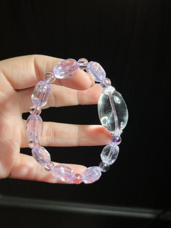 hc-0306-9f4c957bf25df9fe480d20df9b78ce00.jpg Amethyst Freeform Bracelet NO. 0306
