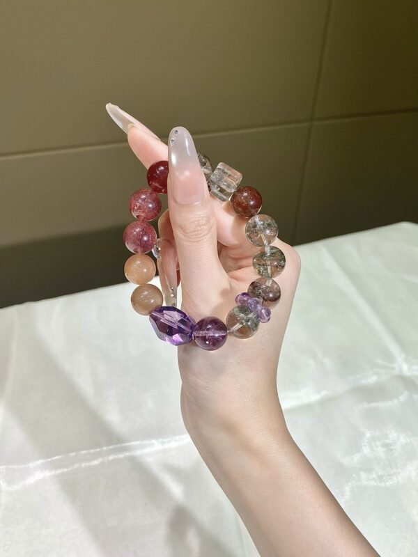 hc-0318-23fbbbcf4386fc62dfdfd70fee7aceef.jpg Phantom Quartz Sugar-Cube Bracelet NO. 0318