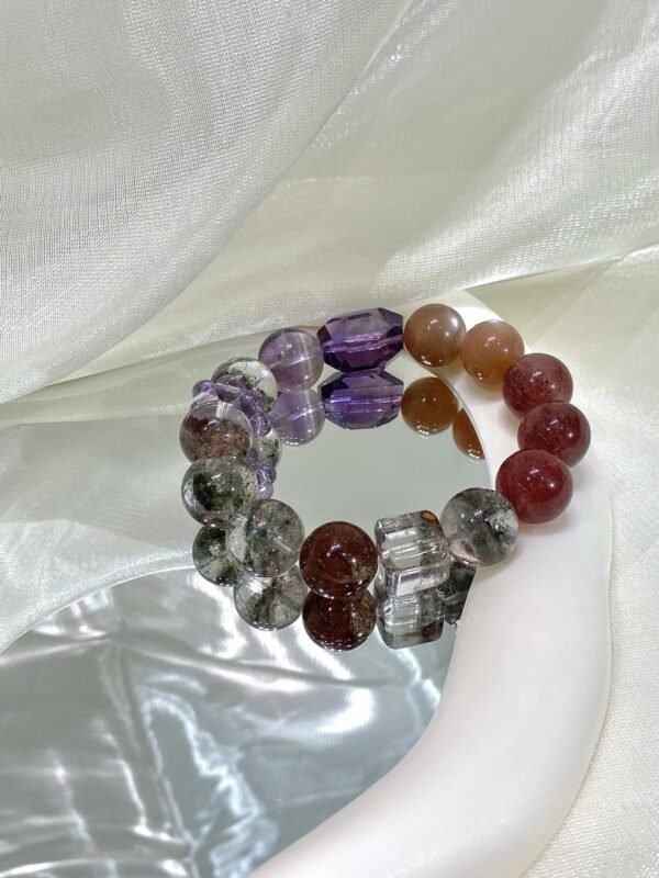 hc-0318-29bd5922f7459a78c8a140d7699fc642.jpg Phantom Quartz Sugar-Cube Bracelet NO. 0318