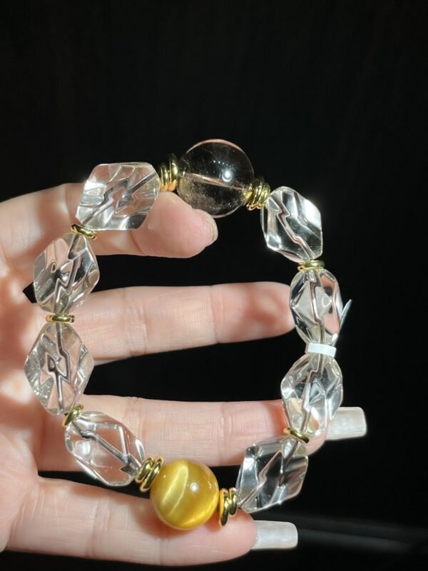 hc-0331-5f03684a9e6b6b00a59ae60b955a04d1.jpg Smoky Quartz Freeform Bracelet NO. 0331