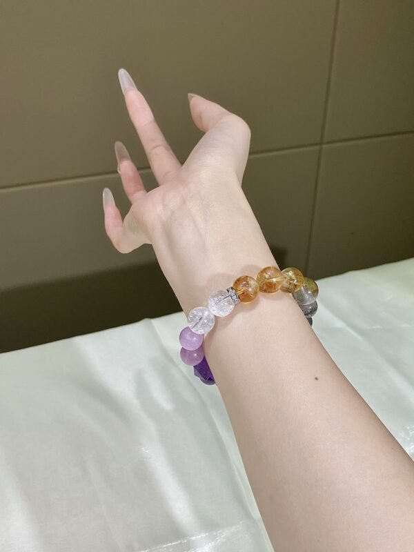 hc-0335-a10625422b8c3148e05495844891fe4a.jpg Phantom Quartz Bracelet NO. 0335