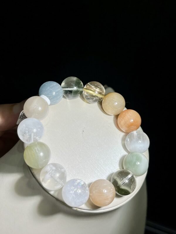 hc-0365-2dacf6b4e1d5e8ed15b00d478679f0cf.jpg Fairy-Hair Quartz Bracelet NO. 0365