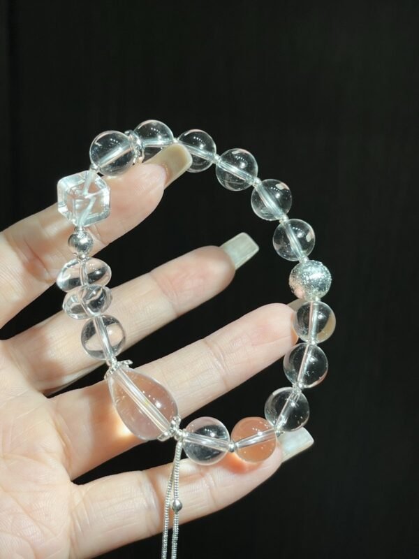 hc-0407-212f5cca742e70ee00d29639f14d67f9.jpg Crystal Sugar-Cube Bracelet NO. 0407