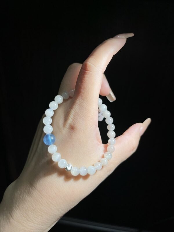 hc-0426-3bbe93d049e37650849b2cce9fe5774d.jpg Fairy-Hair Quartz Bracelet NO. 0426