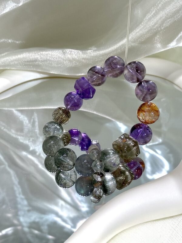 hc-0556-181339901566cc02ccc75037e82fffb2.jpg Phantom Quartz Sugar-Cube Bracelet NO. 0556