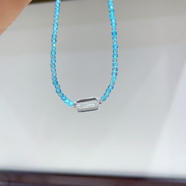 Topaz Necklace NO. 0584