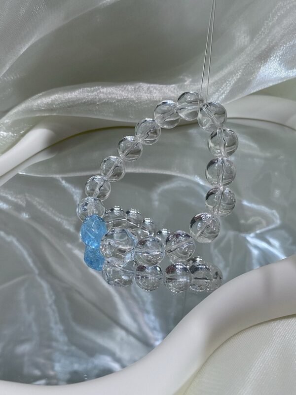hc-0589-abe6dfecdca04b4d4d97c49b8f93f76f.jpg Clear Quartz Freeform Bracelet NO. 0589