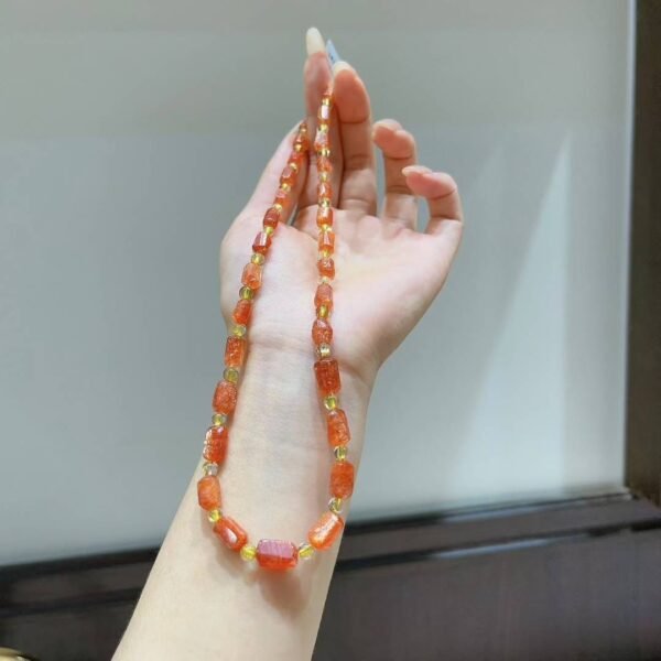hc-0607-922f8ced3cad26c61192bcf128e29925.jpg Golden Sunstone Freeform Necklace NO. 0607