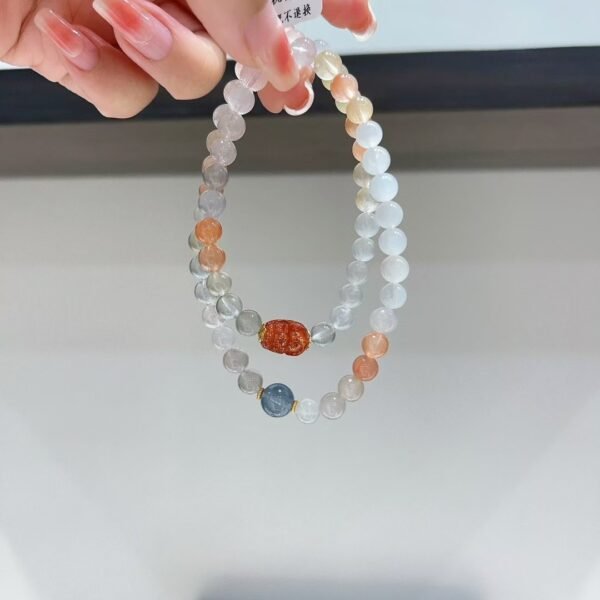 hc-0654-4f4f6d9f81d4ff141a19fb9826931b64.jpg Fairy-Hair Quartz Bracelet with Pixiu NO. 0654