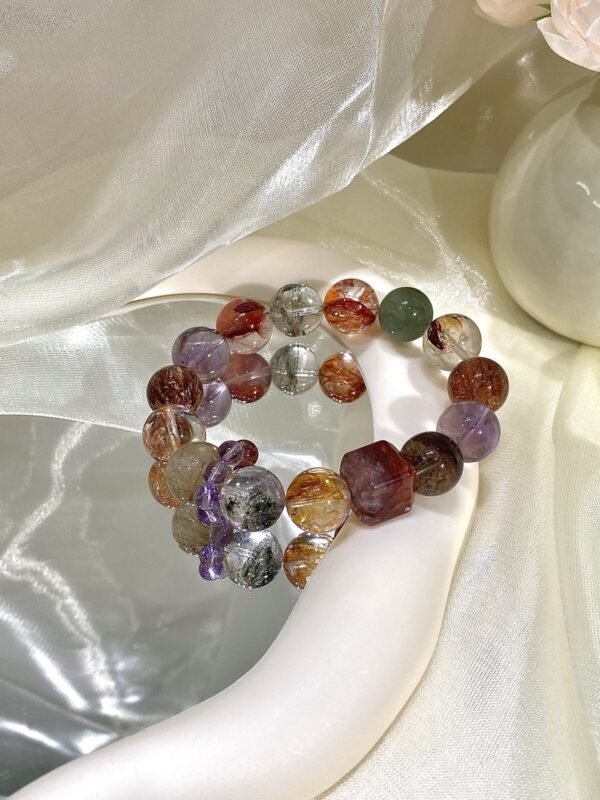 hc-0697-70e237db00836aba56f8a04a46e62479.jpg Phantom Quartz Sugar-Cube Bracelet NO. 0697