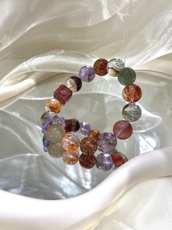 hc-0697-cbcf4b102a5ce8bdf70d682ae48e8ad1.jpg Phantom Quartz Sugar-Cube Bracelet NO. 0697