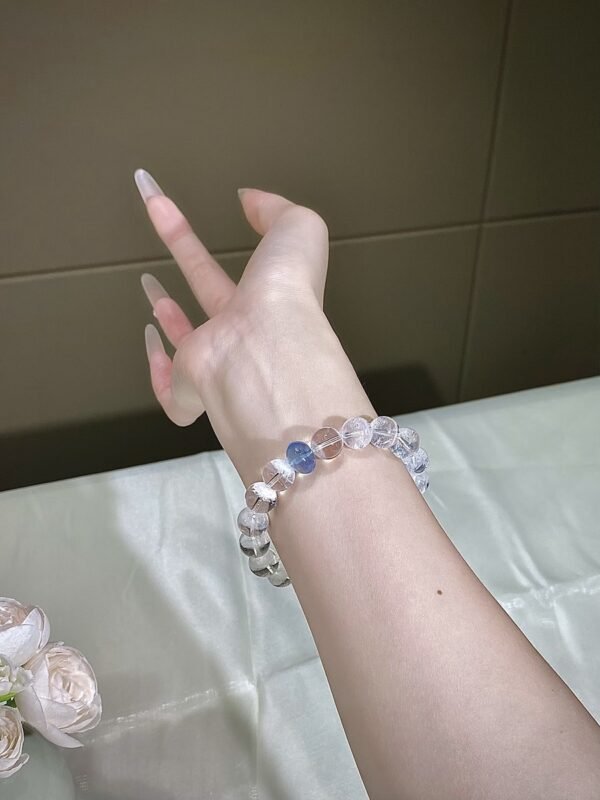 Phantom Quartz Bracelet NO. 0704