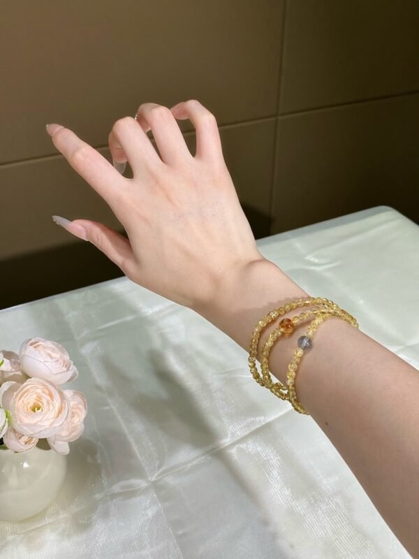 Rutilated Quartz Bracelet NO. 0722