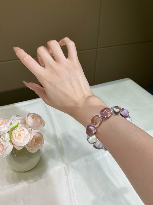 hc-0740-03db0f653eb6eee24e490417a036a698.jpg Clear Quartz Bubble Bracelet NO. 0740