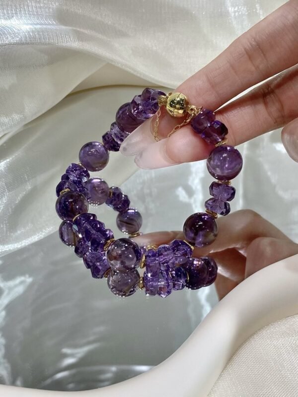 hc-0752-f695f3d4b47d5bb20bfc7bfed066c24e.jpg Crystal Bubble Bracelet NO. 0752