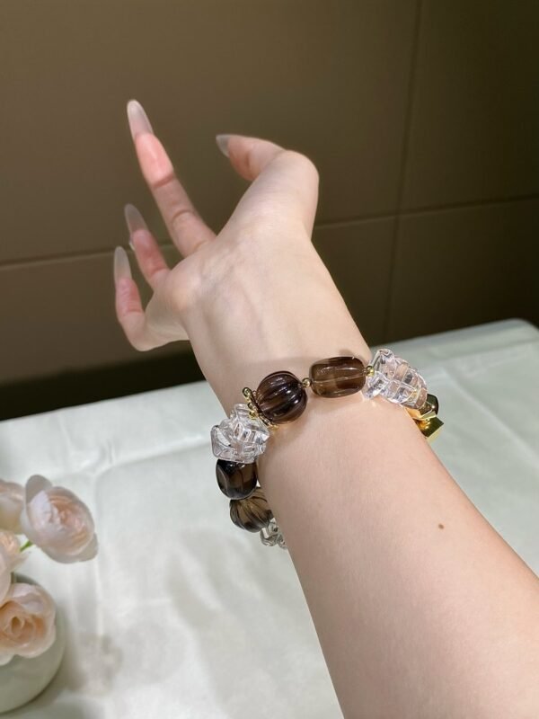hc-0758-45917fc4f61f21509db01283e9641684.jpg Smoky Quartz Barrel Bracelet NO. 0758
