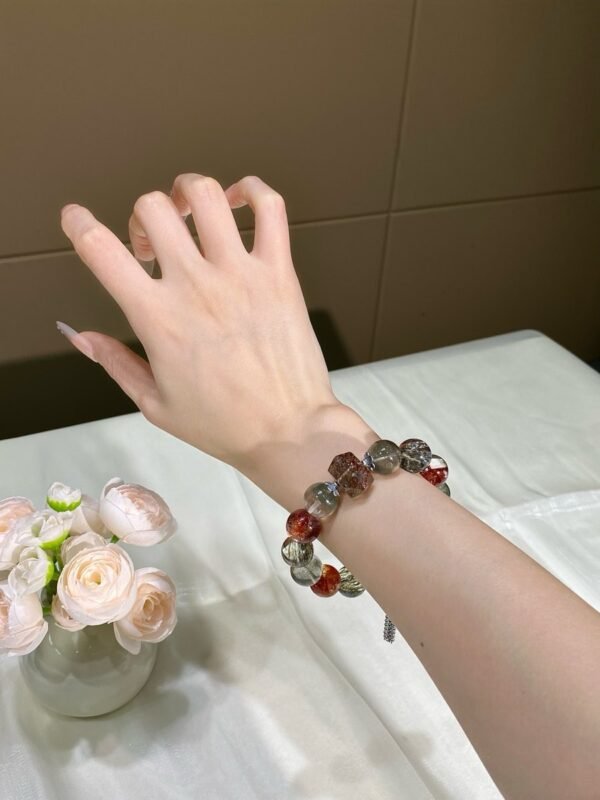 hc-0765-b1252f182774adb6886927fa64828921.jpg Phantom Quartz Double-Point Bracelet NO. 0765