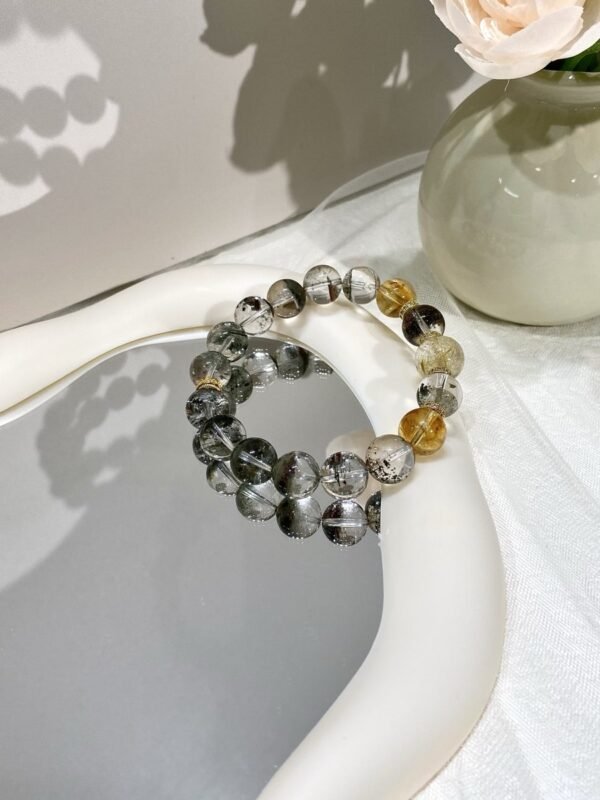 Phantom Quartz Bracelet NO. 0793