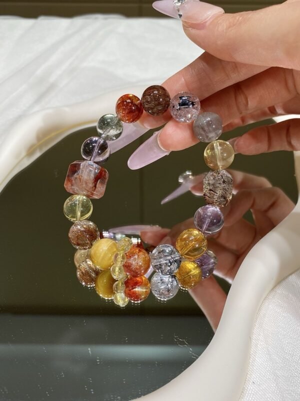 Phantom Quartz Bracelet NO. 0813