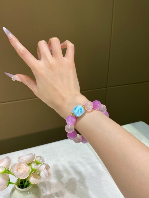 hc-0822-4f03dd1d172cd8e3f15bfb4320ff5ee7.jpg Larimar Bracelet NO. 0822