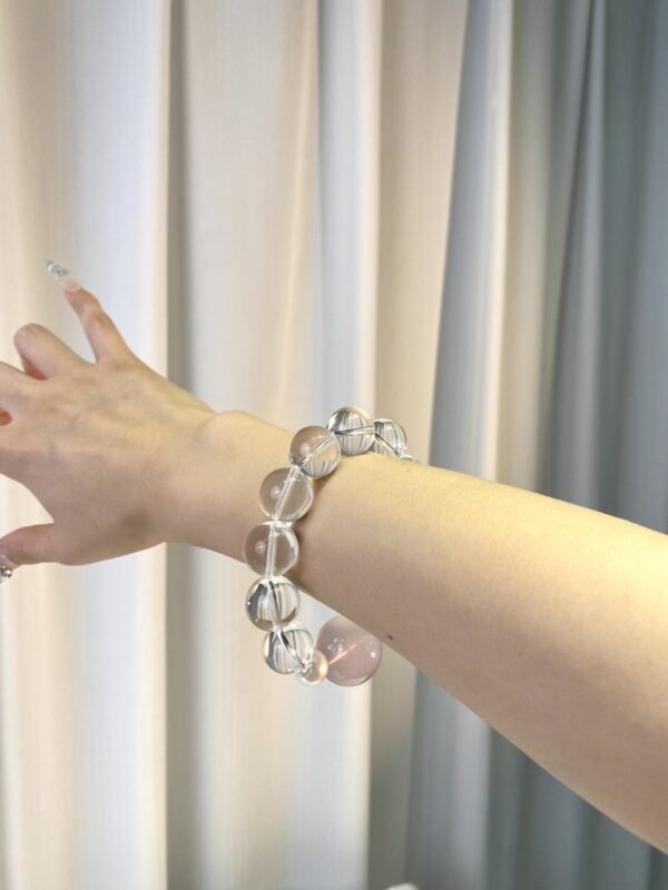 hc-0915-56cac40ca5c59dbda98c95ffcddf9d20.jpg Clear Quartz Bracelet NO. 0915