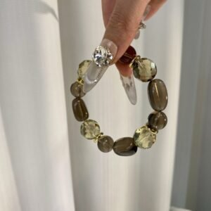 hc-0916-7b407f9311e97f53bc63d66a08089a7e.jpg Smoky Quartz Bracelet NO. 0916