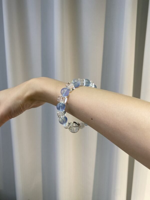 hc-0917-ebf099e9e419383a5240a865ef1f75d8.jpg Aquamarine Sugar-Cube Bracelet NO. 0917