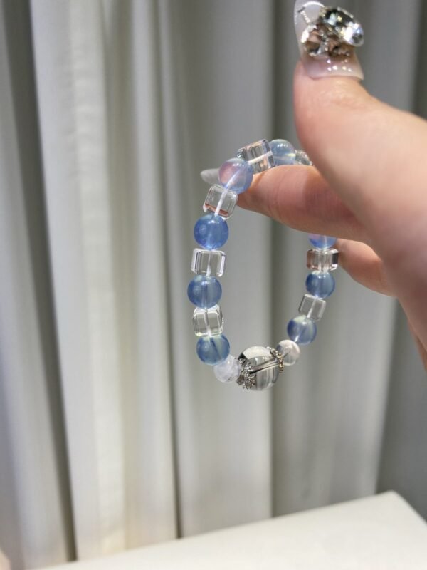 hc-0917-ef499f652ef3aa16b8a21345032f66fb.jpg Aquamarine Sugar-Cube Bracelet NO. 0917