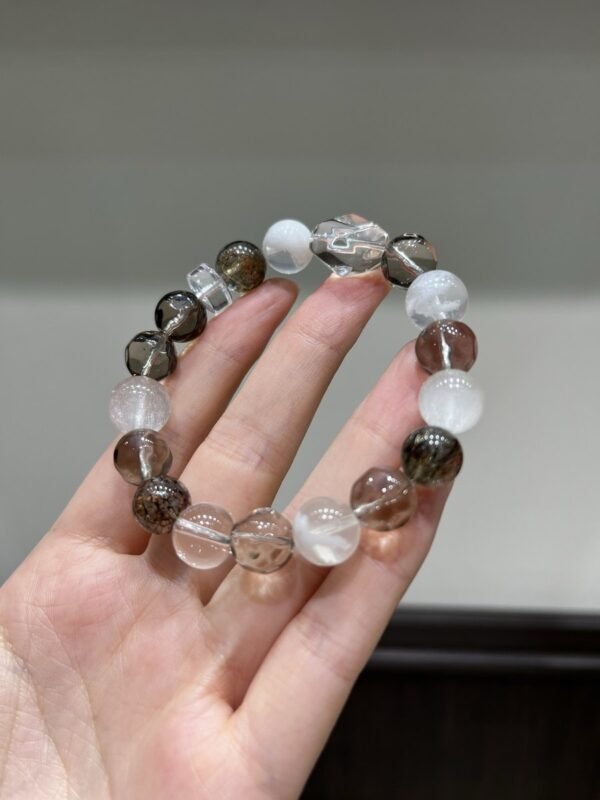 Phantom Quartz Bracelet NO. 0982