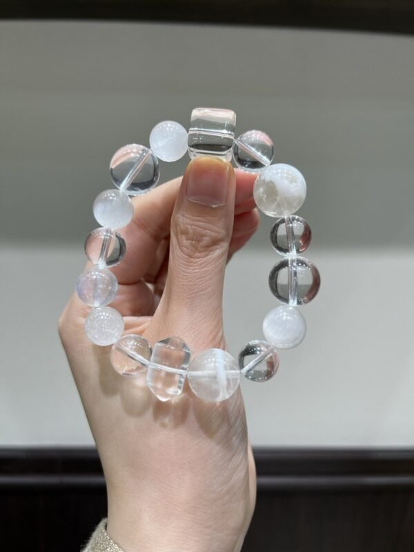 Fairy-Hair Quartz Bracelet NO. 1021