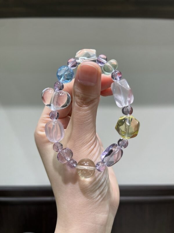 Topaz Bracelet NO. 1030