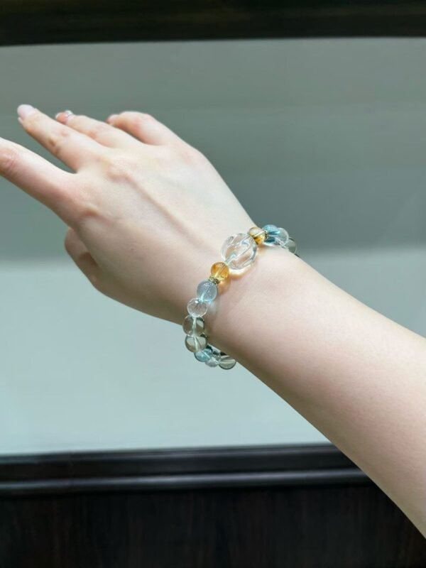 hc-1042-4fcc3f3d2ebda0a5954029294d18a566.jpg Topaz Sugar-Cube Bracelet NO. 1042