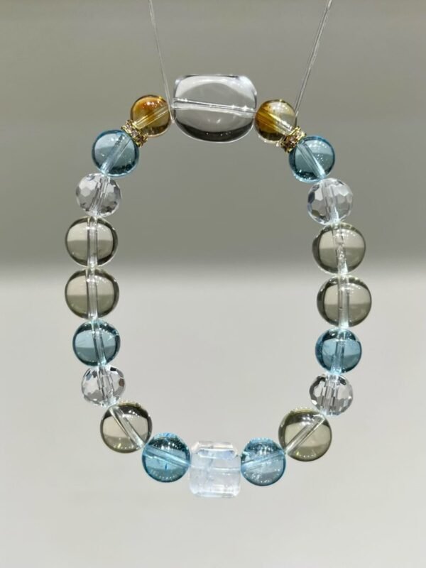 hc-1042-f5b8bddc69ea0a71959d2e58fac5de38.jpg Topaz Sugar-Cube Bracelet NO. 1042