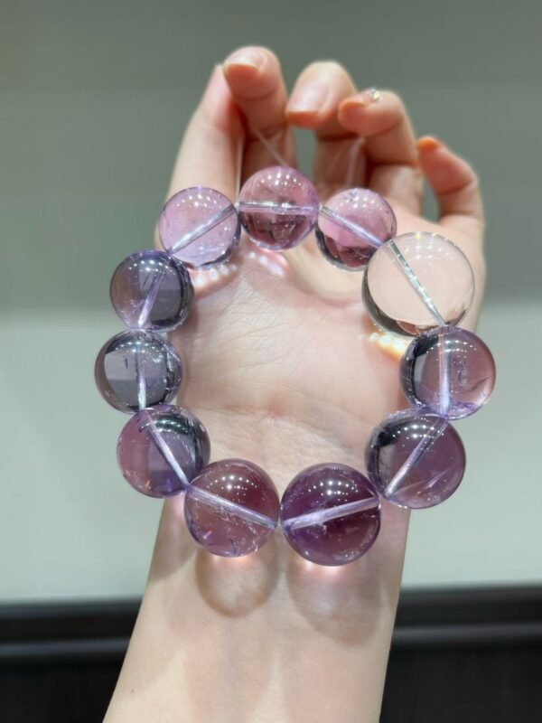 hc-1046-97f877cc83e3ca9452d85cca9280ac8d.jpg Amethyst Bracelet NO. 1046