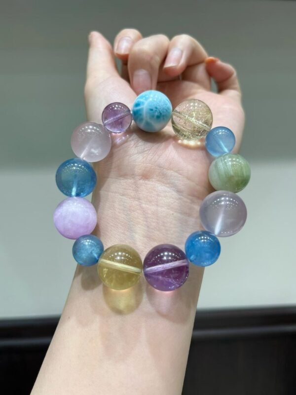Rutilated Quartz Bracelet NO. 1051