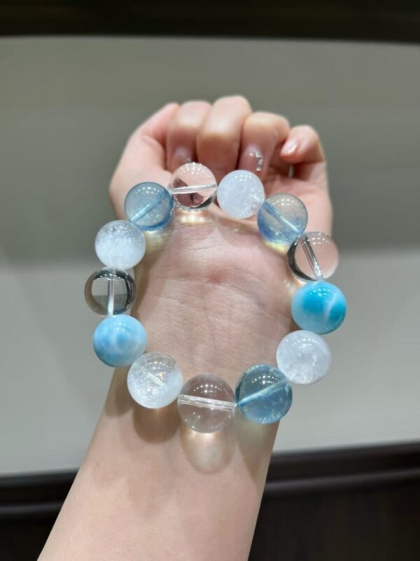 hc-1065-dcf2c8ca8578fde43c7be69d92ecf90d.jpg Larimar Bracelet NO. 1065